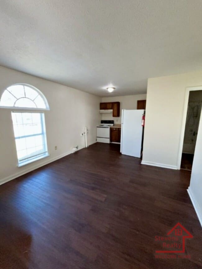 Building Photo - 117 Dogwood Pointe Dr