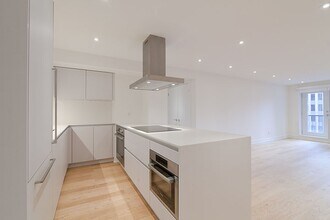 Building Photo - 3421 Rue Drummond