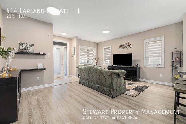 Building Photo - 414 Lapland Private