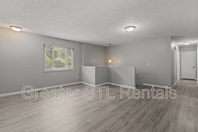 Foto del edificio - 4153 McClay Rd