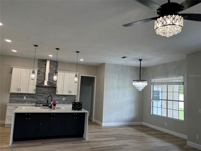 Building Photo - 3974 Kiawa Dr