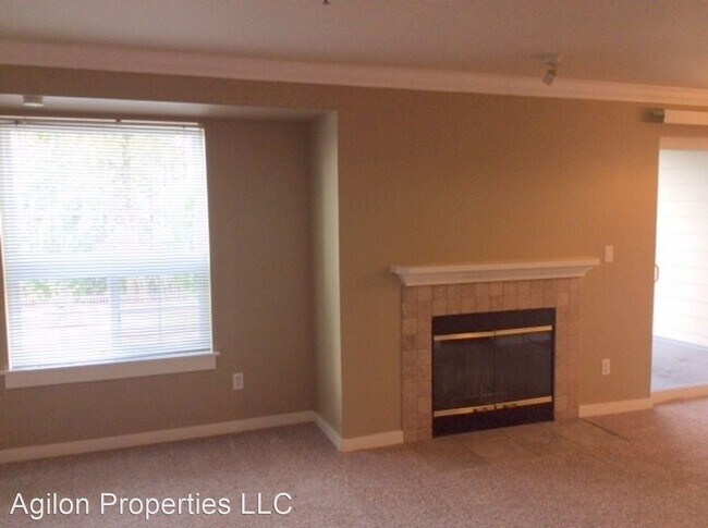 Building Photo - 1 br, 1 bath House - 28311 18th Ave S A202