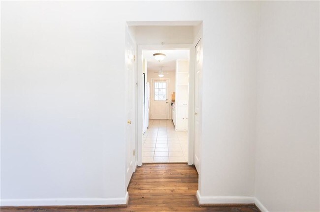 Foto del edificio - 5030 N Hall St