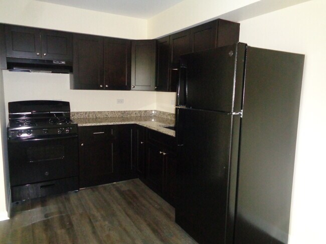 Foto del edificio - 5720 108th St