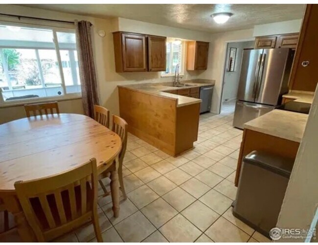 Foto del edificio - 1915 Collyer St