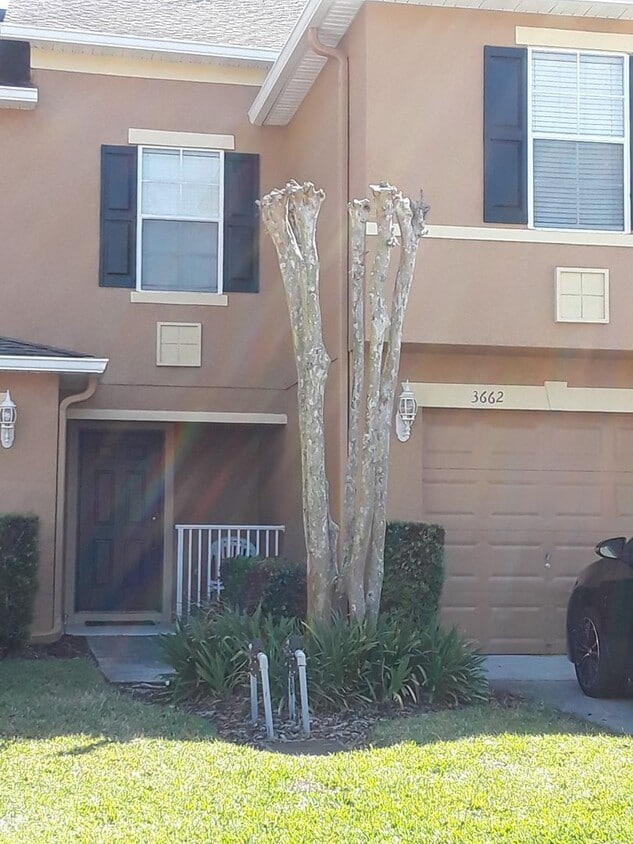 Primary Photo - 3/2.5 Townhouse near UCF area