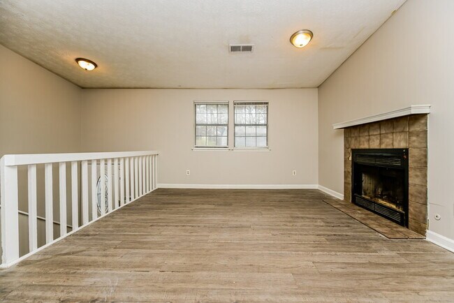 Building Photo - 1102 Cherokee Heights