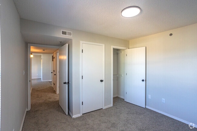 Spacious floor plans designed for comfortable everyday living. - Edmond at Twenty500