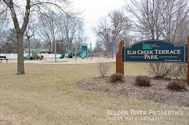 Building Photo - Freshly renovated 6-plex in Champlin