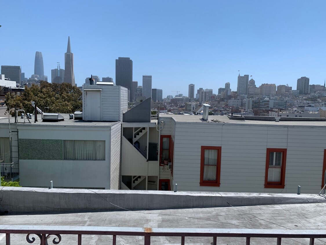Foto principal - 1654 Grant Ave