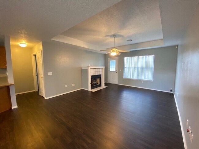 Foto del edificio - 814 Tyler St
