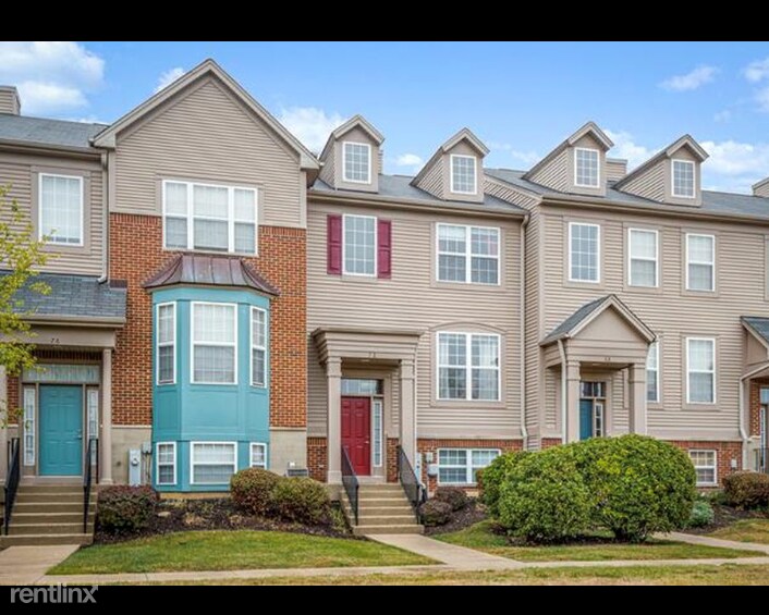 Primary Photo - 3 br, 2.5 bath Townhome - 72 Village Stati...