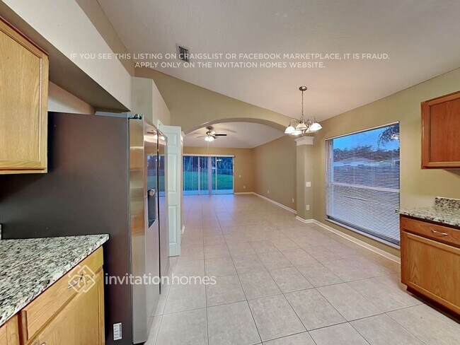 Building Photo - 12314 Twinkling Star Pl