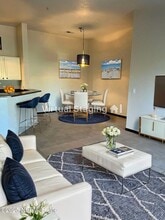 Building Photo - 425 Timberwalk Ct