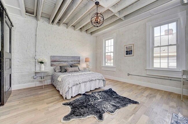 Foto del edificio - Luxury Home - Lawrenceville