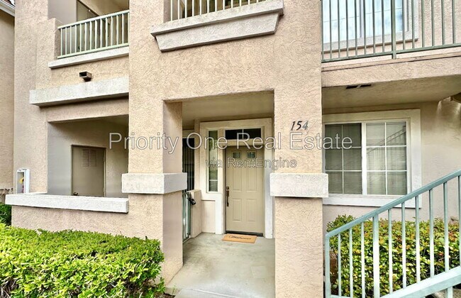 Foto del edificio - 10766 Sabre Hill Dr