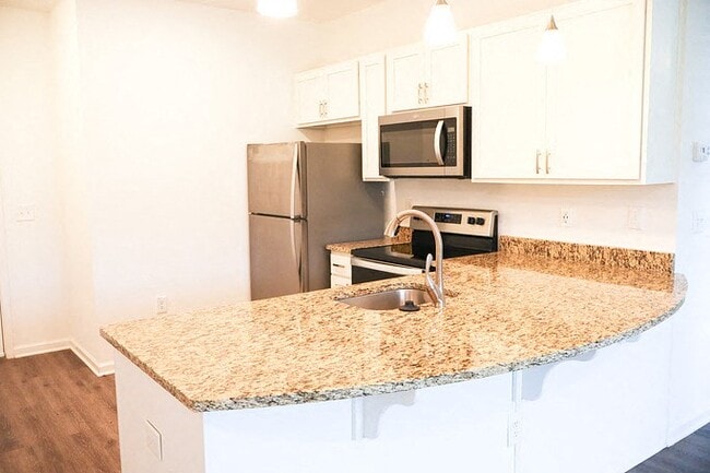 Building Photo - Coronet Way Lofts