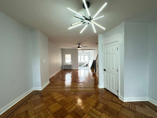 Foto del edificio - 439 N Daggett St