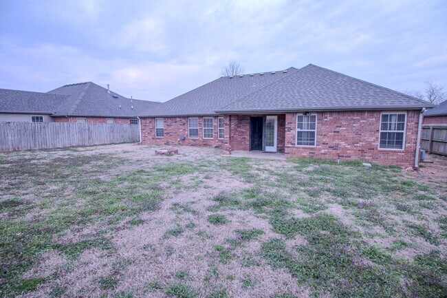 Foto del edificio - 202 Dawn Dr