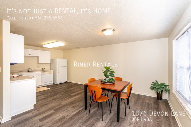 Foto del edificio - 1376 Devon Ln