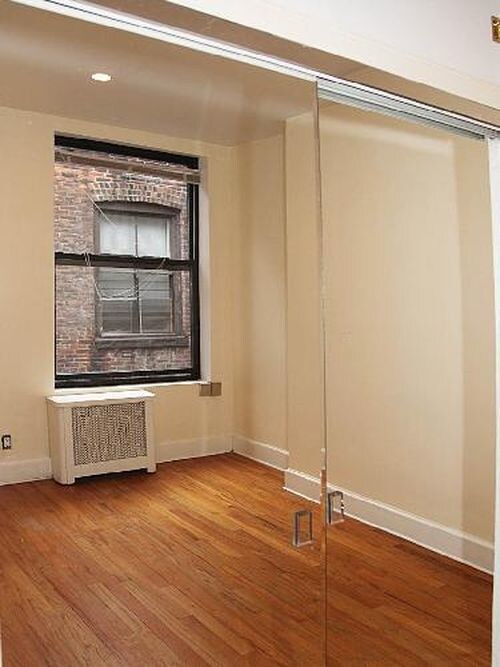 Building Photo - 236 E 58th St