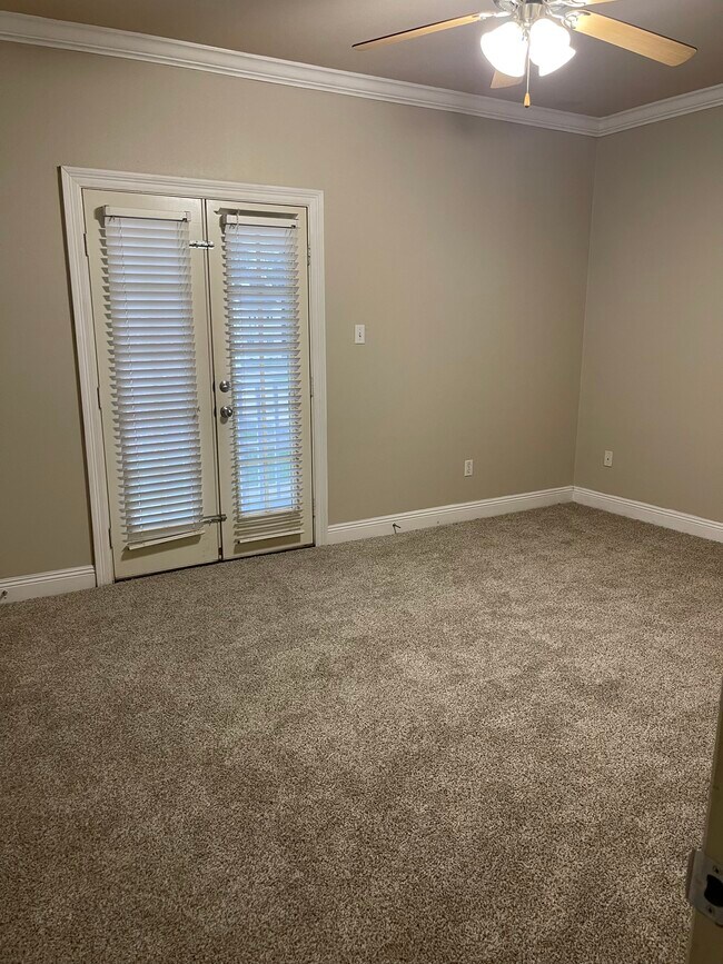 Foto del edificio - 5234 Arlington Ct
