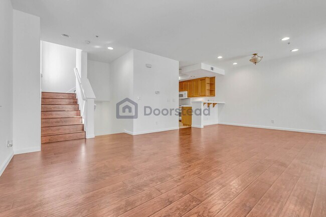 Building Photo - 2535 Riparian Ct