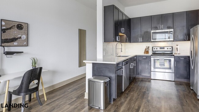 Building Photo - 5005 Galleria Dr