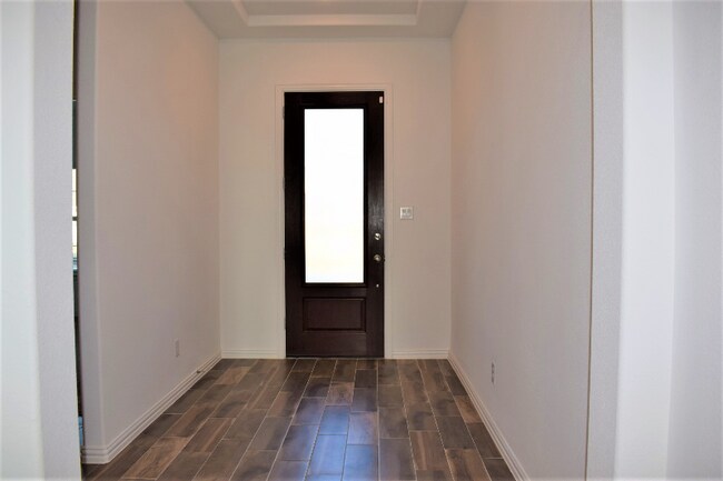 Foto del edificio - 7312 Black Cherry Ln