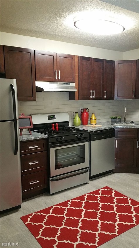 Primary Photo - 2098 Cunningham Dr
