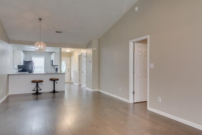 Building Photo - 143 Stonington Ln SW