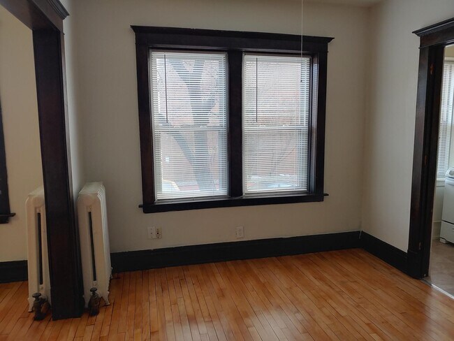 Foto del edificio - 901-909 Summit Ave S