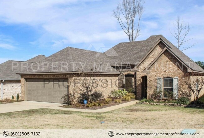 Building Photo - Charming 3-Bedroom House on Greenfield Drive!