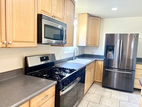 Building Photo - 8806 Madison Ave