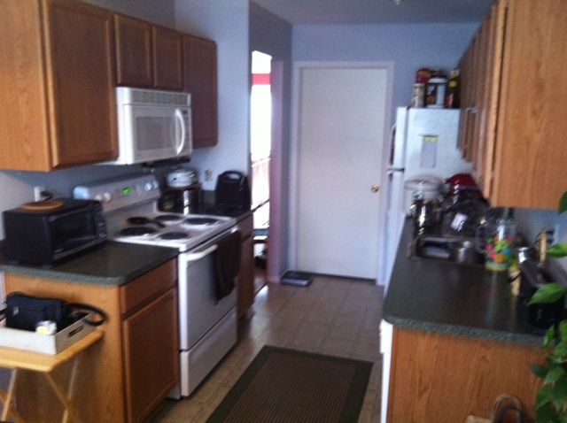 Building Photo - 26643 Franklin Pointe Dr