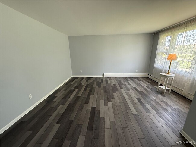 Foto del edificio - 4867 N Bailey Ave
