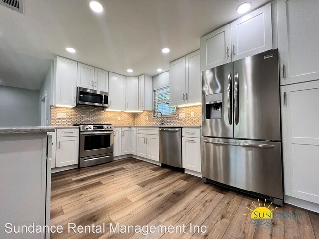 Building Photo - 3 br, 2 bath House - 130 Walton Drive NE