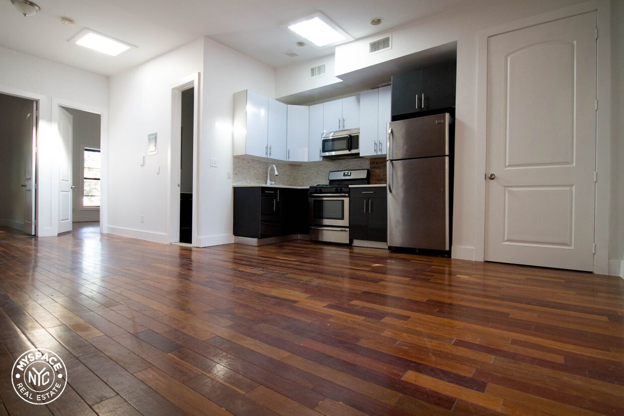 Foto principal - 436 Throop Ave