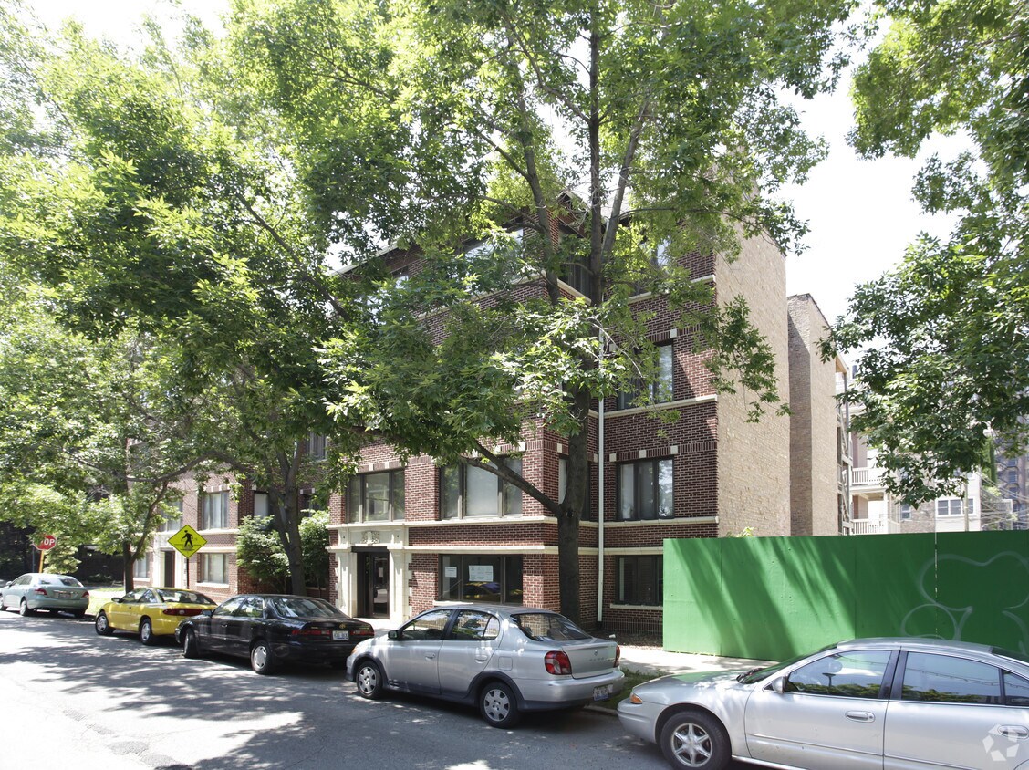 Foto del edificio - 434 W Deming Pl