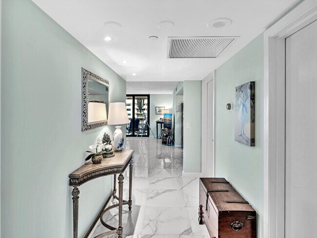 Building Photo - 4600 S Ocean Blvd