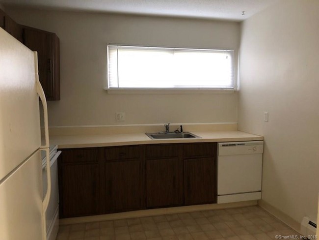Building Photo - 169 Sheraton Ln