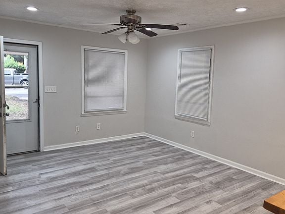 Building Photo - 126 Woodward Ct