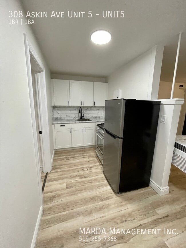 Building Photo - ENJOY TWO MONTHS FREE RENT!!COZY 1-BEDROOM...