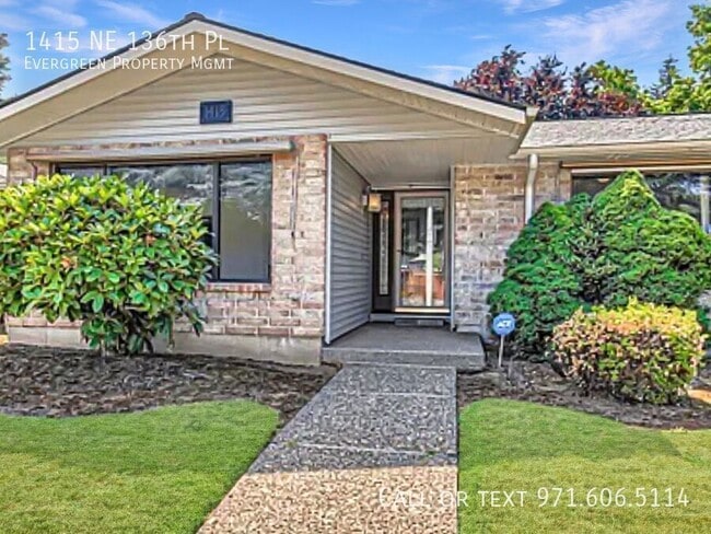 Photo - 1415 NE 136th Pl House