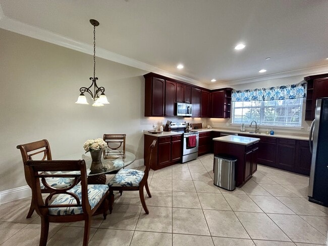 Foto del edificio - 328 Nautica Mile Dr