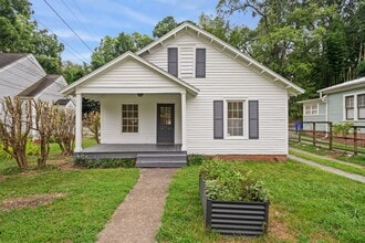 Building Photo - 301 N Columbia St