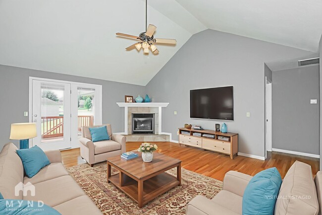 Building Photo - 4674 Oneida Dr