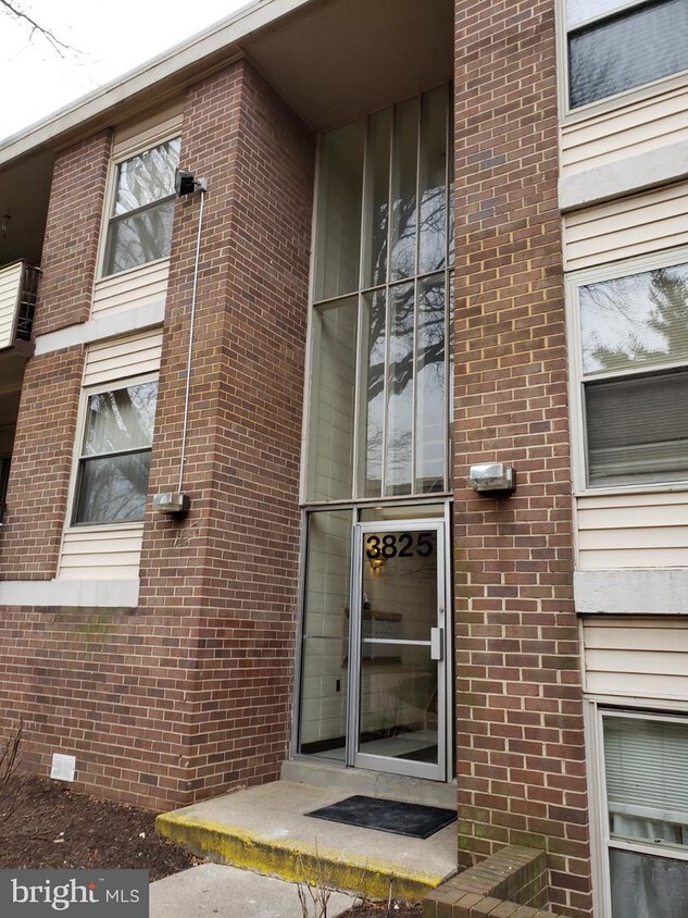 3825 St Barnabas Rd, SuitlandSilver Hill, MD 20746 House Rental in