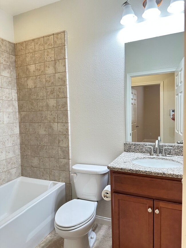 Photo - Beautiful Pavilion Park Home for Rent