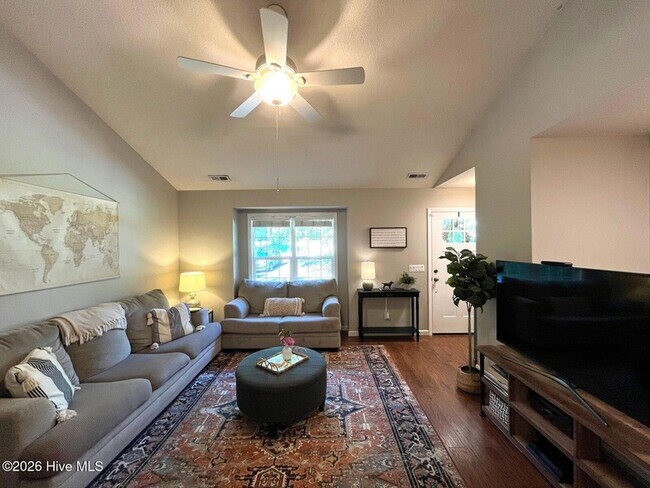 Foto del edificio - 2400 Longleaf Dr SW